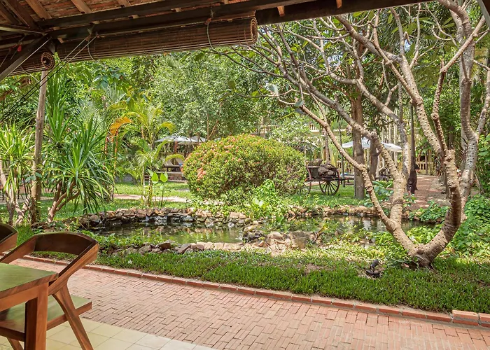 Pavillon D'orient Boutique 4* Siem Reap