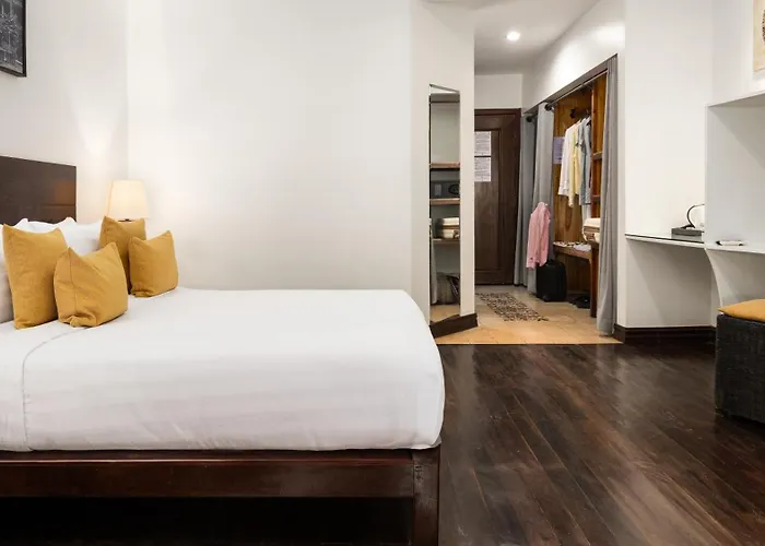 Pavillon D'orient Boutique Hotel 4*